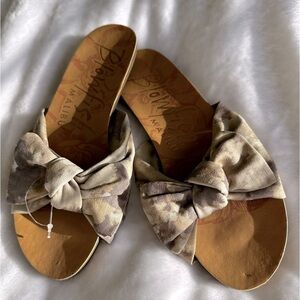 Camouflage summer sandals mules New in size 7 fabric